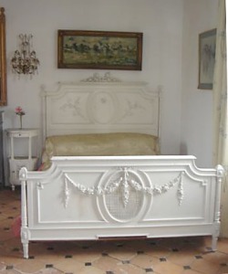 French antique louis XVI bed